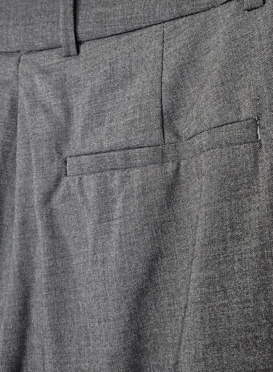 Zara Damen Shorts, grau - Gr. XS – Bild 3
