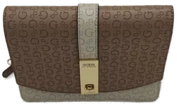  Guess Handtasche mit Logo-Muster in Braun-Beige - Bild 2
