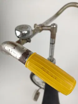 Süßes Vintage-Kinderfahrrad mit Bananensattel / nicht fahrbereit - Bild 8