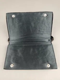 Abendtasche aus Samt mit Zardozi Stickerei - Bild 6