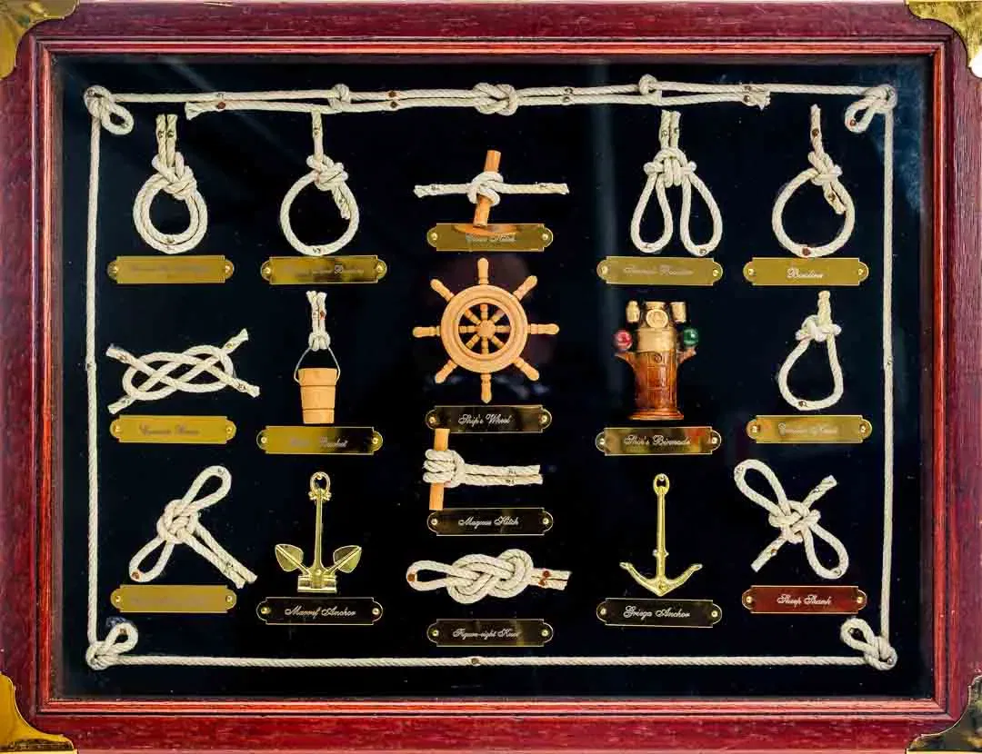 Maritimes Knoten- & Seemannsknoten-Schaukasten | Nautische Wanddeko | Holzrahmen & Messing | Lehrtafel - Bild 4
