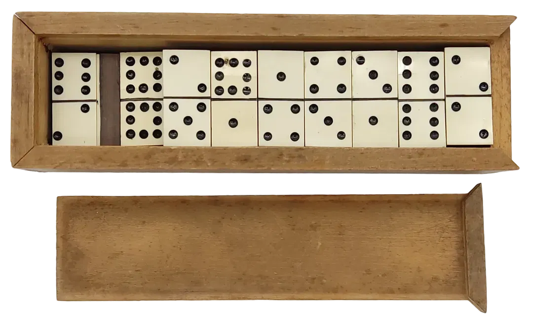 Vintage Domino in Holzschatulle - Bild 1