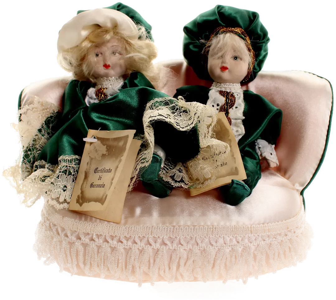 2 Porzellanpuppen auf Sofa – Certificato di Garanzia, ca. 19 cm - Bild 2