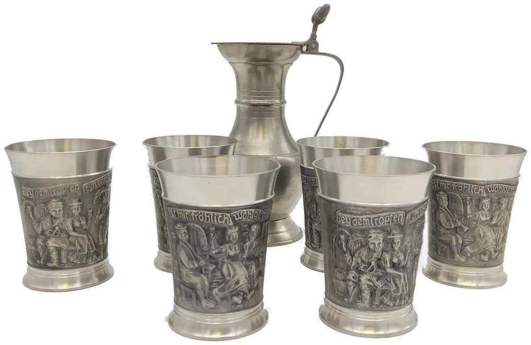 Zinnbecher Set 6-teilig von BMF (Bayerische Metallwarenfabrik) - Mittelalterliches Reliefmotiv - Reinzinn, inkl. Zinnkanne mit Deckel - Bild 4