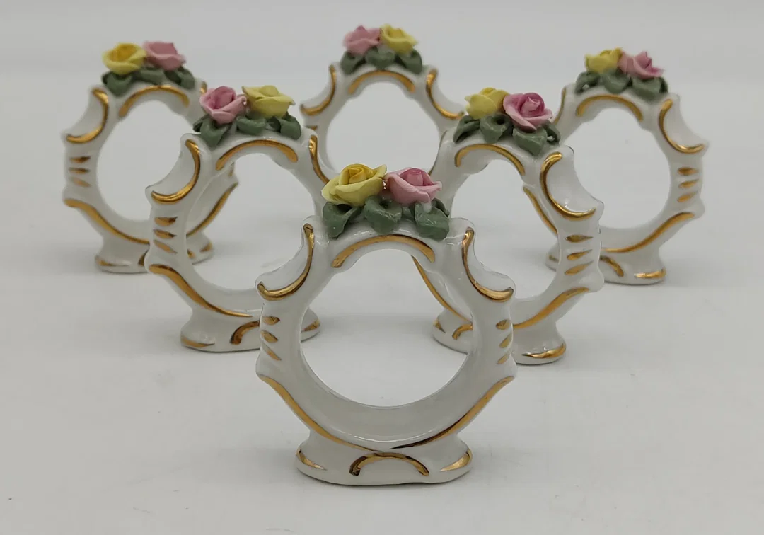 Wiener Porzellanmanufaktur Augarten Servettenrnge 