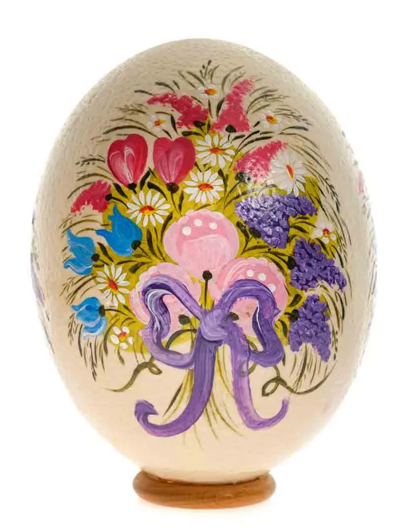 Straußenei handbemalt auf Holzsockel, florales Dekor, ca. 17 cm - Bild 4