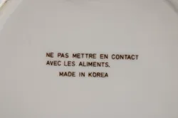 Deko-Wandteller – Kind im Schlafanzug beim Beten, mit Hund – Made in Korea - Bild 3