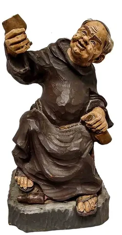 Handgeschnitzte Mönchsfigur mit Weinfass - Bild 1