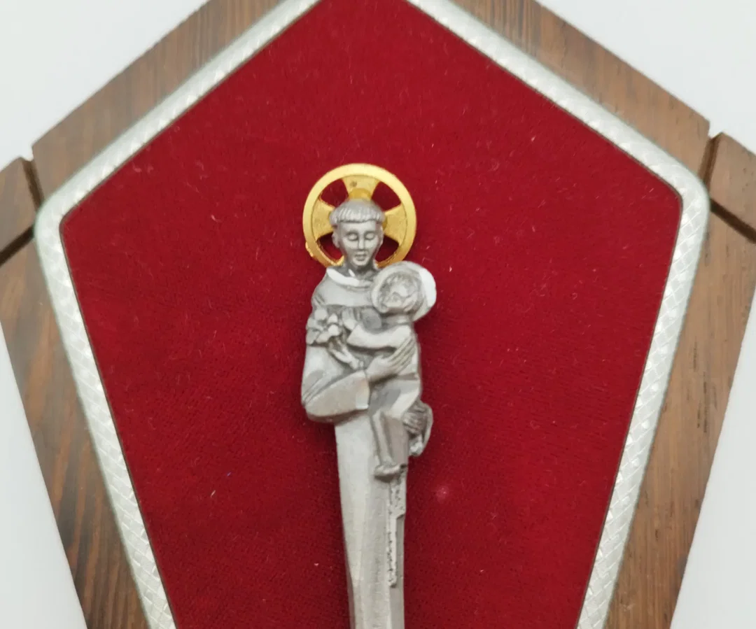 Handgravierte Zinnskulptur zum Aufhängen - Heiligenbild – Bild 3