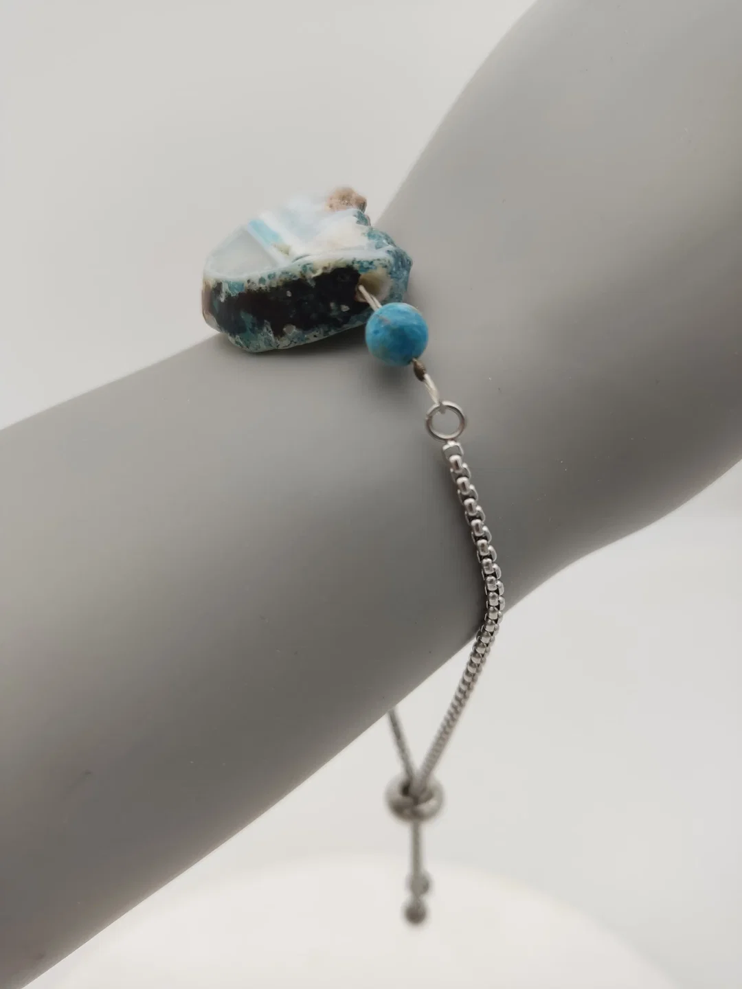 COCCINELLE Gliederkette-Armband mit Achat-Anhänger in Schachtel | Italienischer Chic – Bild 6