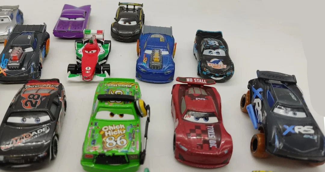  Mattel Disney/Pixar Cars Spielzeugautos 50 Stück – Bild 11