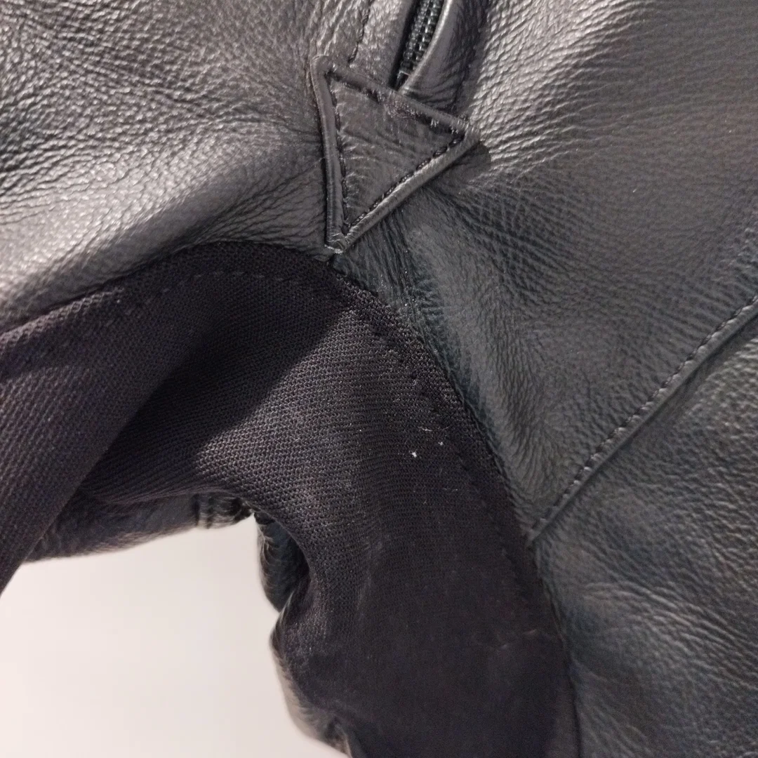 Motorradkombi Leder Ducati / Alpinestars | Erprobter Begleiter – Bild 7