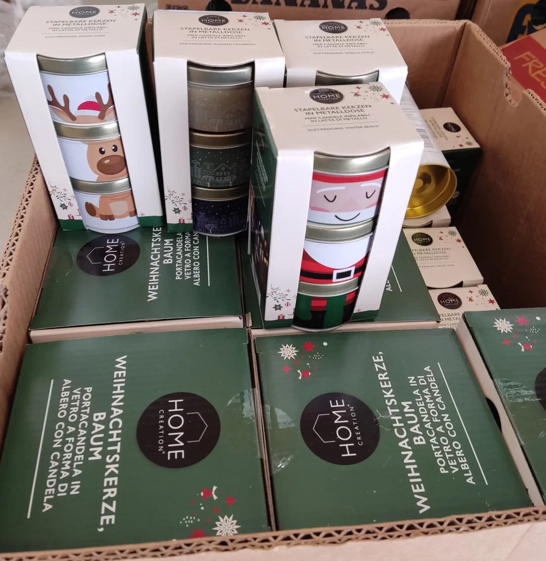 Weihnachtliche Kerzen im Glas bzw. in Blechdose (eine Palette) - Bild 1
