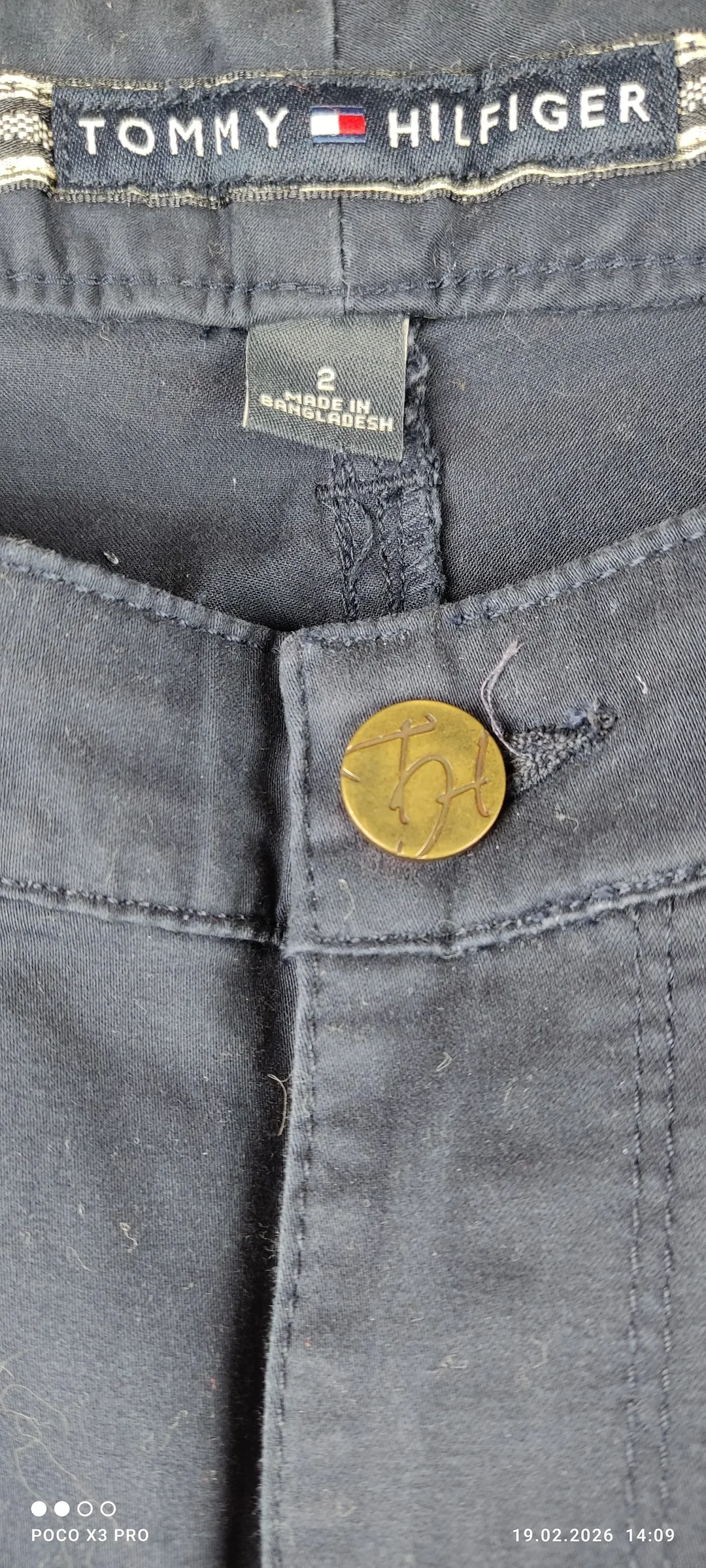 Tommy Hilfiger Damen-Jeans Gr. 32 L30 Unifarben | Dunkelblaue Caprihose – Bild 3