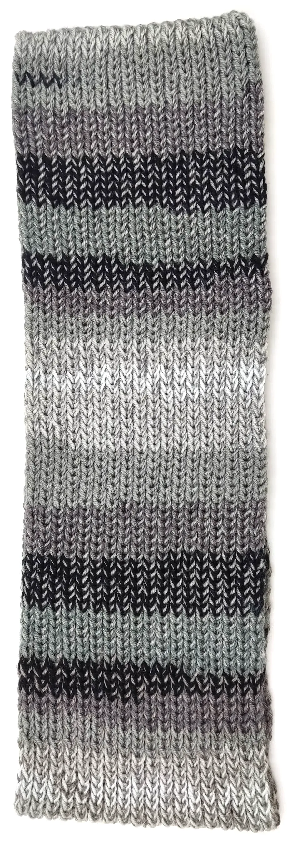 Handgestrickter Loop Schal – Bild 2