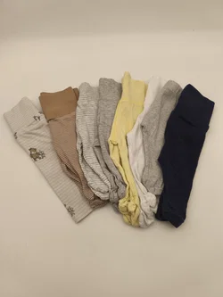 8 Stk. Babyhosen mit Fuß, Gr. 56