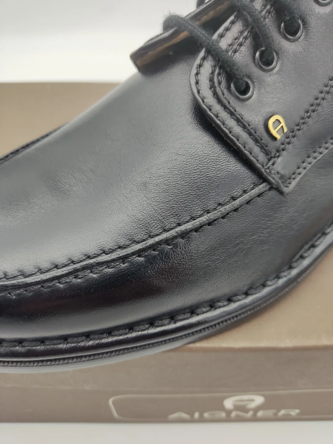 AIGNER Hand Made St. Crispino Herren-Lederschuhe Gr. 41 (Modellnummer 111388) - NEU & UNGETRAGEN (Rarität) Originalkarton – Bild 11