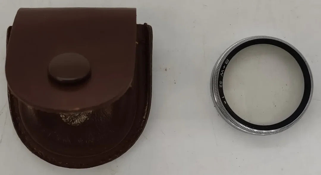 B+W 32 1 x mit Ledertasche Blende/Filter/Kamera – Bild 2