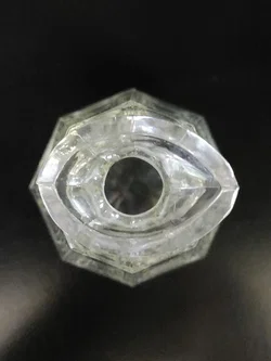 Kleiner Vintage Flakon, facettiertes Glas mit Glasstöpsel – Vorschau 4
