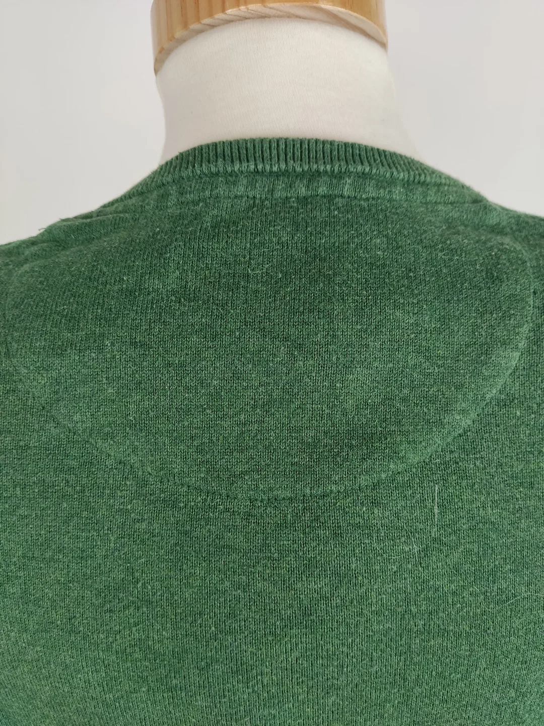 Pullover "Keystone", langarm mit V-Ausschnitt, grün, Größe M – Bild 4