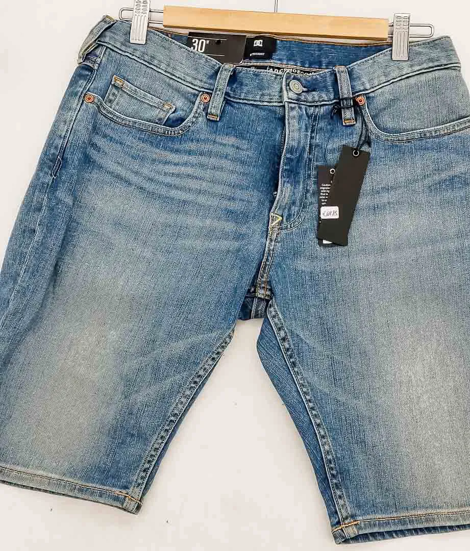DC-Shoes Jeans-Shorts Gr. 30 hellblau – Bild 3