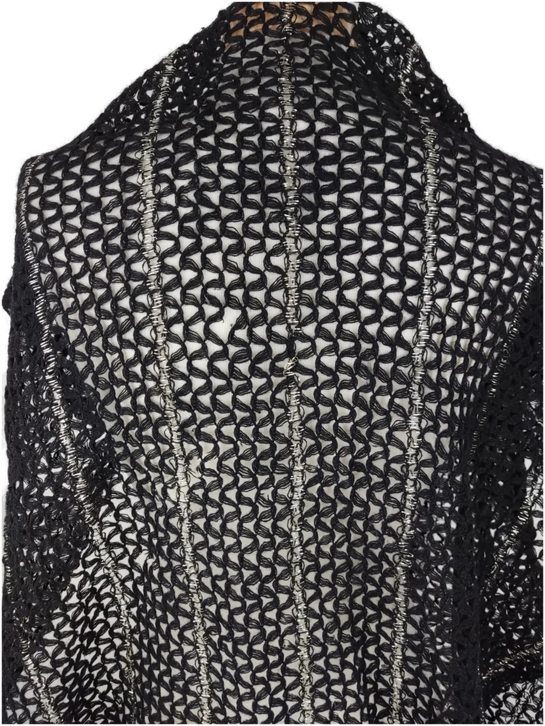 Stola gestrickt, schwarz/silber mit Fransen – Bild 3