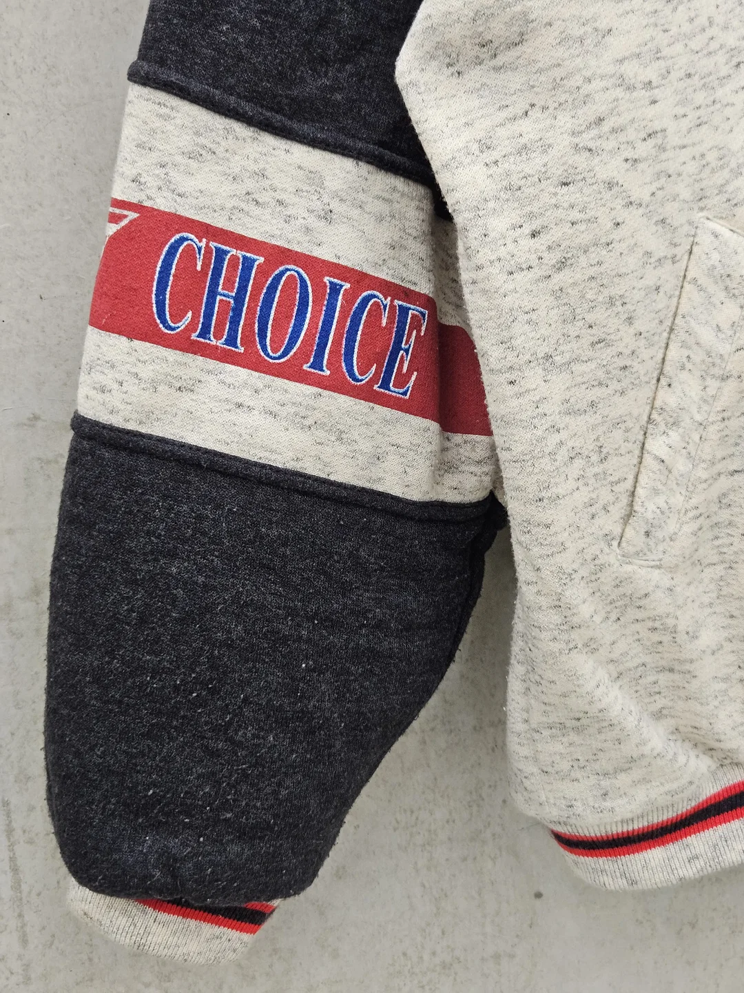 CHICAGO Herren 90´s Basketball Jacke, grau/rot meliert - Gr.L – Bild 6