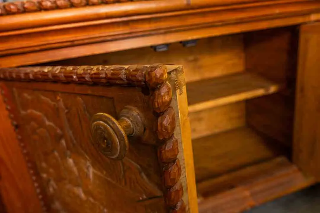 Antike Vollholzkommode Vintage - Charmante Aufbewahrung für Ihr Zuhause – Bild 8