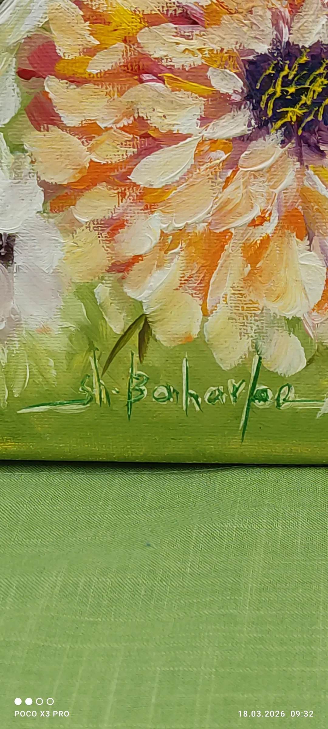Ölbild Blumen Auf Leinwand 30x30 | Floraler Zeitreisender – Bild 3