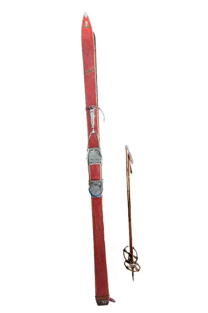 Ski Vintage Set: Hagan Skier mit Geschichte, Bindung und Stöcken – Bild 2