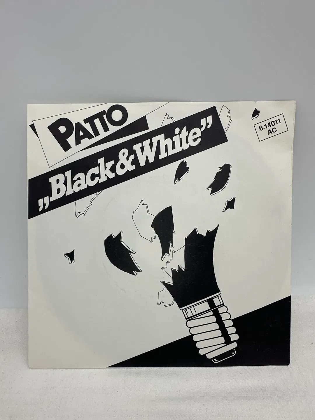 Single Langspielplatte - Patto - Black & White - Bild 1