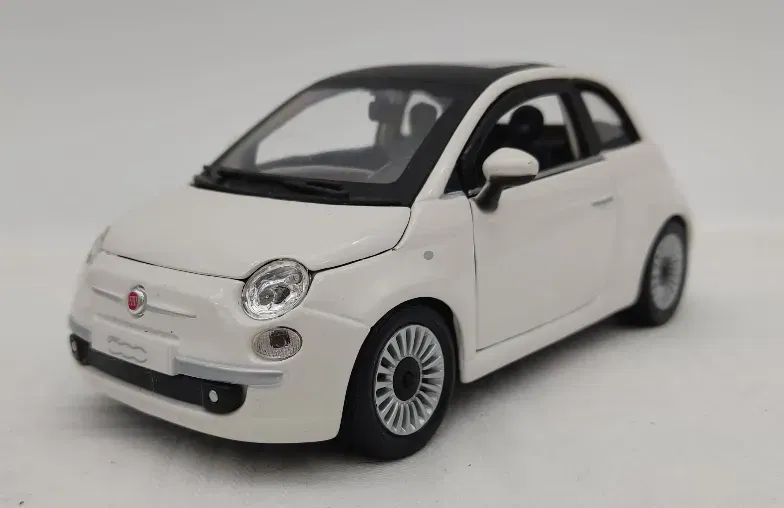 Burago - Modellauto - Fiat 500 - Bild 2