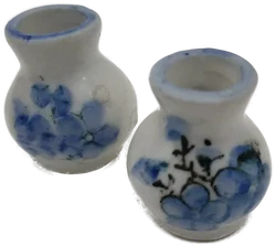 Puppenhaus Zubehör: Miniatur Keramikvase mit Blumenmotiv 2er-Set | Sammlerstück  - Bild 2