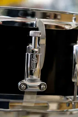 Pearl Snare Drum mit Ständer, schwarz, 14