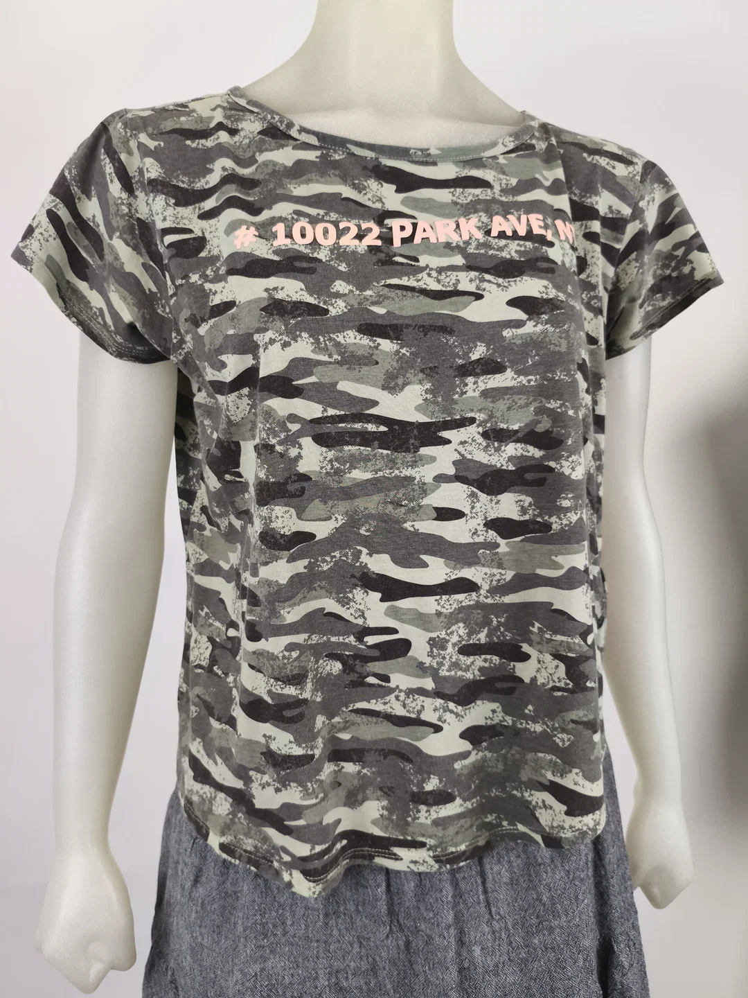 Colours of the world, Damenshirt, Gr. L/XL - Bild 4