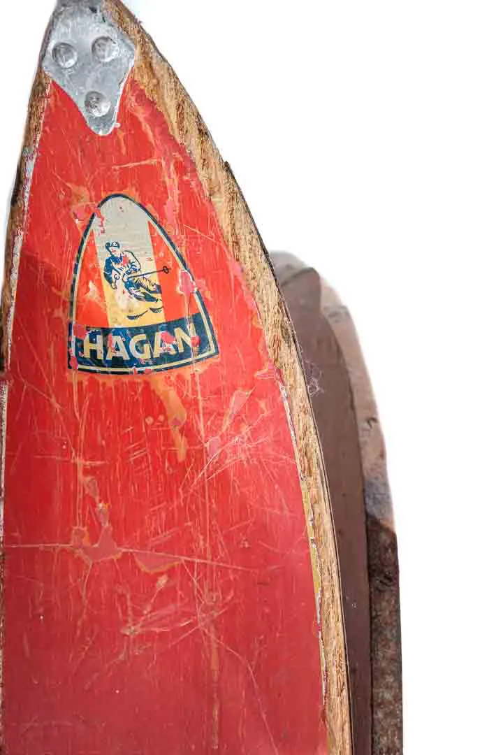 Ski Vintage Set: Hagan Skier mit Geschichte, Bindung und Stöcken – Bild 10