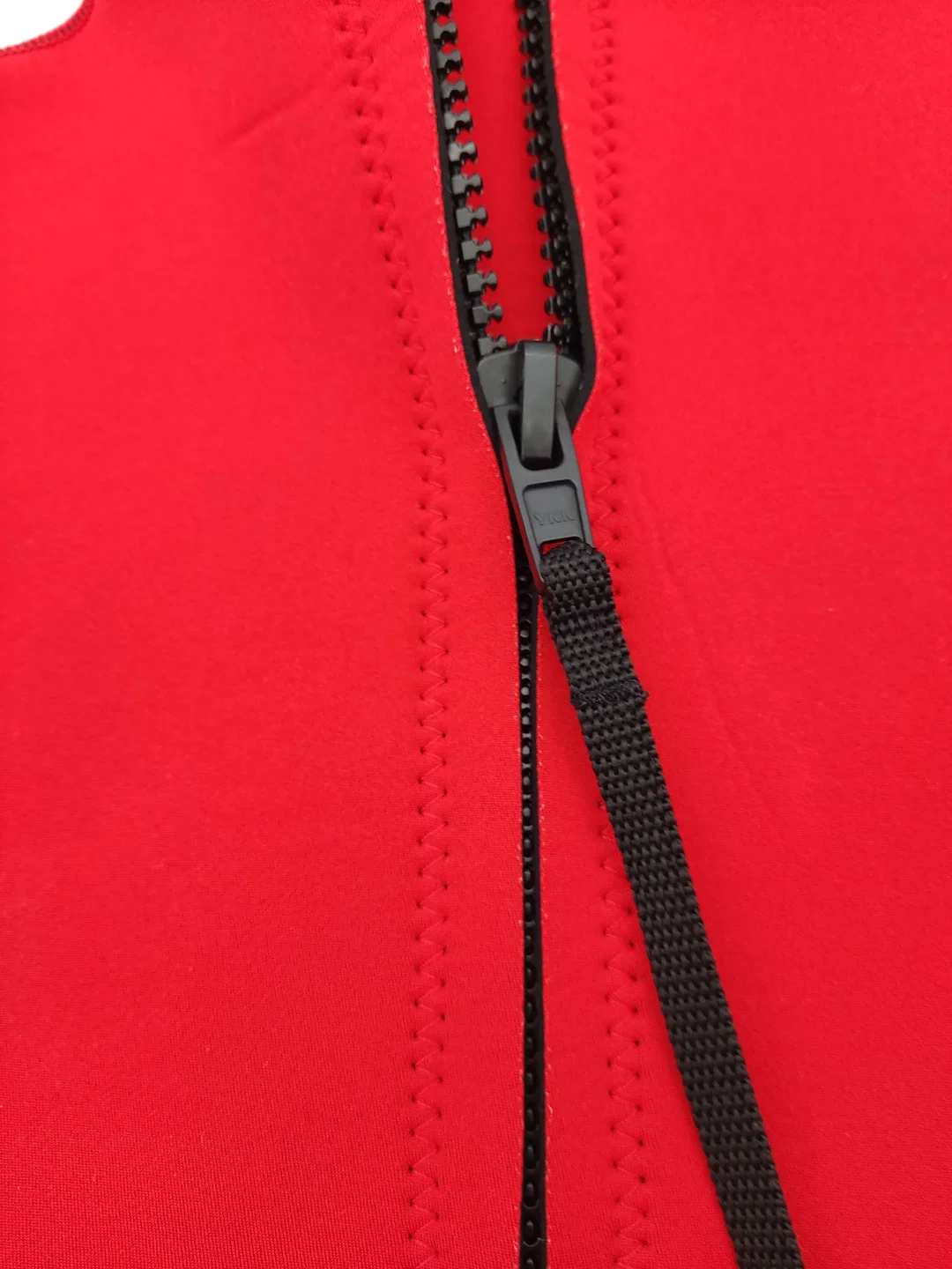 Freds swim acadamy Kinder Neopren Anzug rot/schwarz Gr. 116/122 – Bild 3