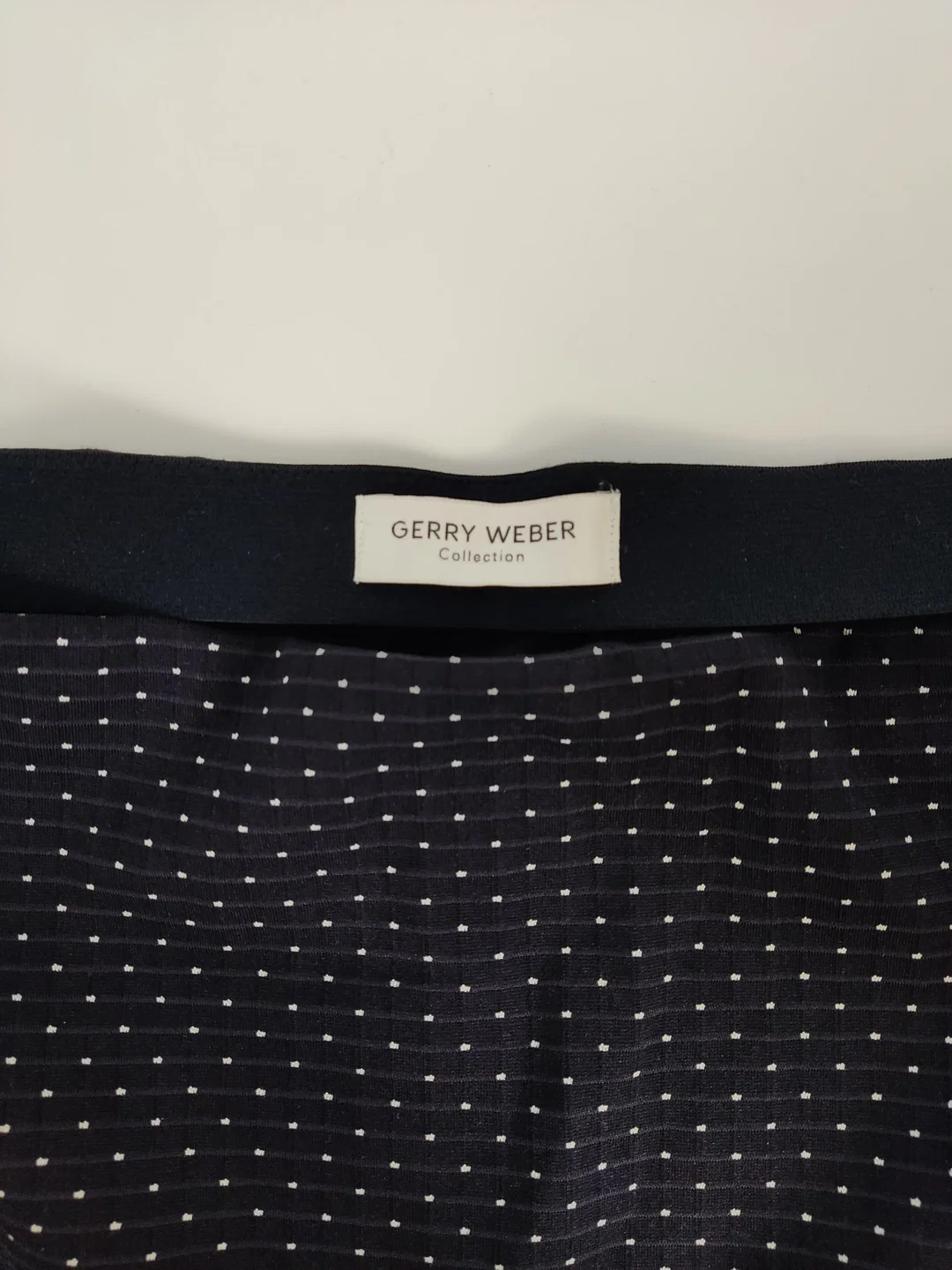 Gerry Weber Damenrock Neuwertig Gr.46 | Femininer Schnitt – Bild 3