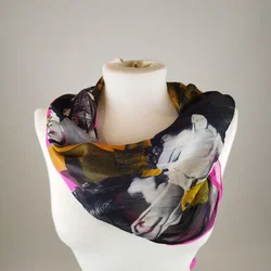 Moschino Larioseta Schal - bedruckt / Made in Italy – Vorschau 3