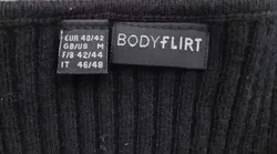 Bodyflirt Strickleid mit herzförmigem Ausschnitt - 40/42  - Bild 4