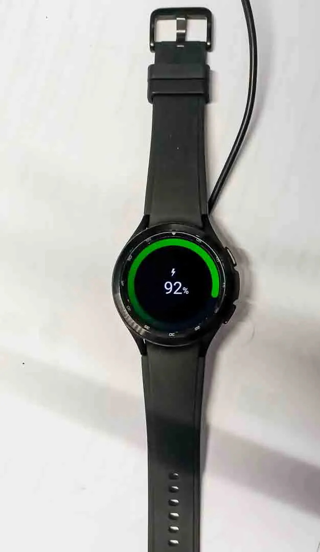 Samsung Galaxy Watch4 Classic Smartwatch Bluetooth 46mm Schwarz – Bild 3