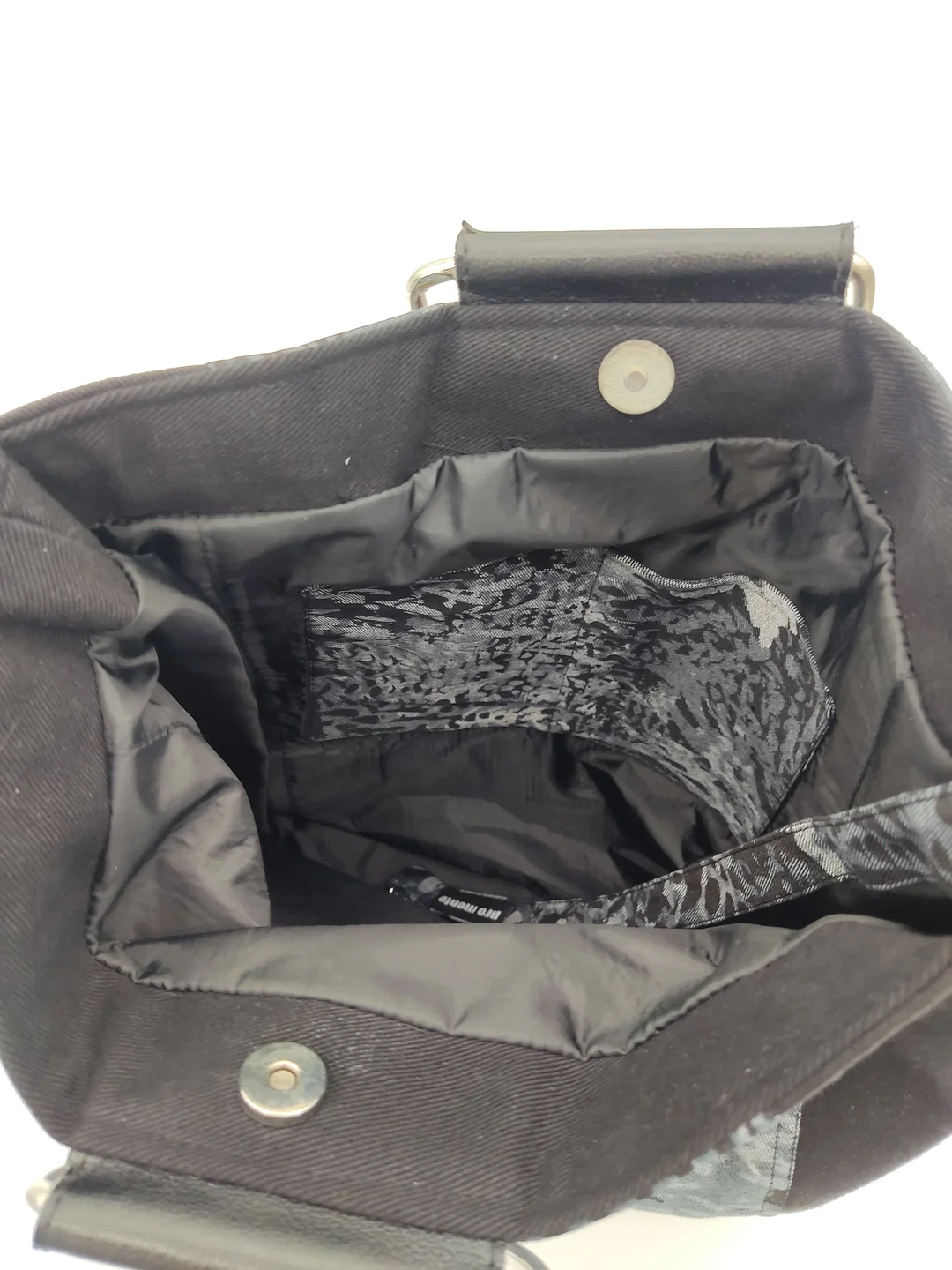 Damen Handtasche schwarz handgemacht upcycling – Bild 4