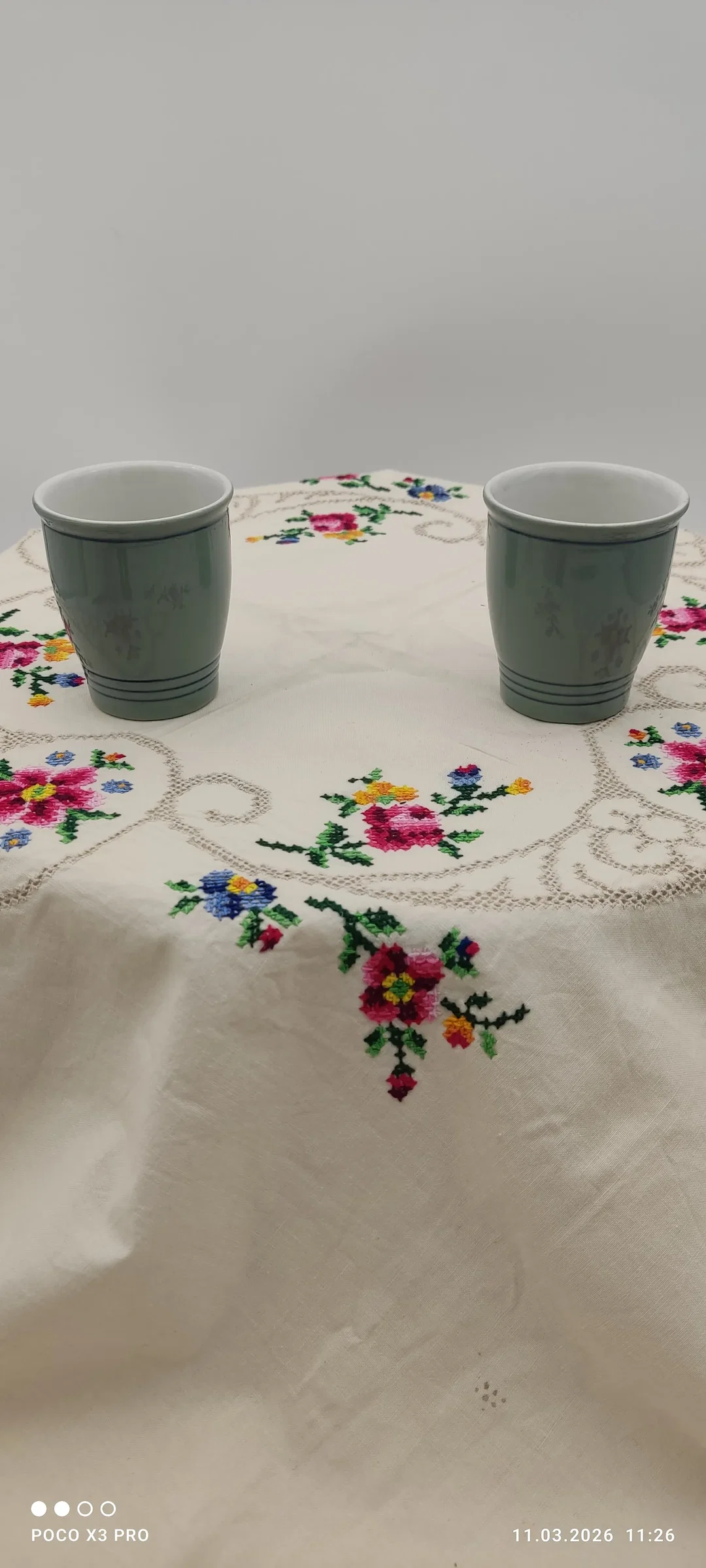 Wilhelmsburger Porzellan Becher 2er-Set | Zeitloser Charme – Bild 4