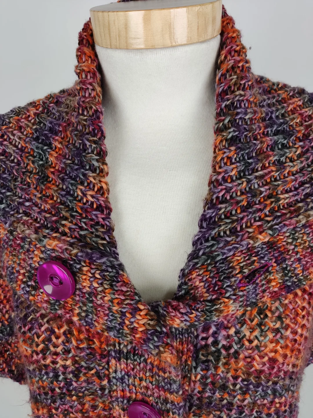 Weste "Outfit Classic", kurzarm mit Kragen, bunt, gestrickt, Größe 46 – Bild 4
