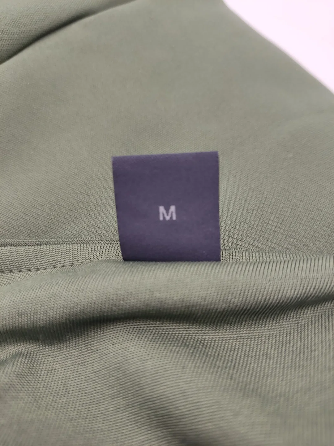 AlphaTauri Midirock, Größe M / 38, asymmetrisch, Bundweite 70 cm Länge 53 bis 71 cm, Stoff Polyester – Bild 8
