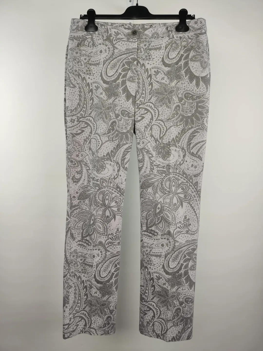 Madeleine Damen-Stretchjeans grau geblümt - 42 / XL - Bild 4