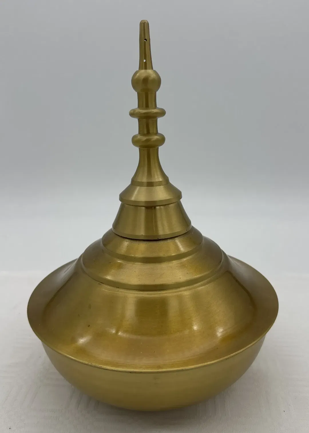 Traditionelle indische Messing-Öllampe  - Bild 1