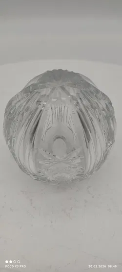 Kleine Kristallvase mit Blumenmotiv - Bild 5