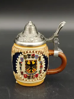 Handbemalter kleiner Bierkrug mit Deutschland-Motiv - Bild 2