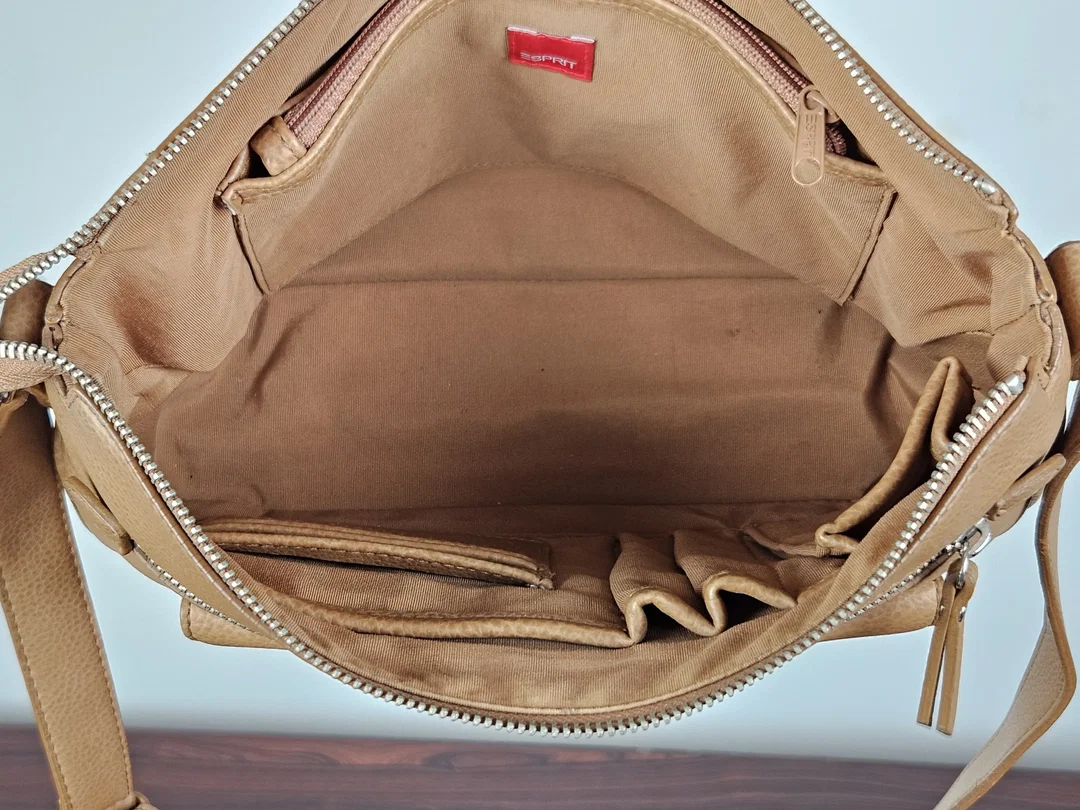 ESPRIT Damen Leder Umhängetasche - hellbraun  – Bild 4
